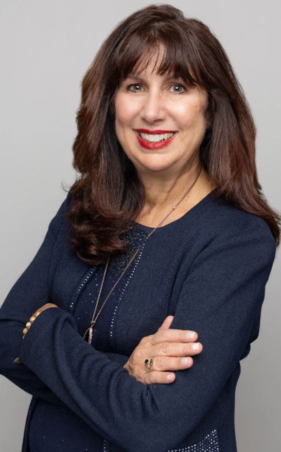 Laura Dolin