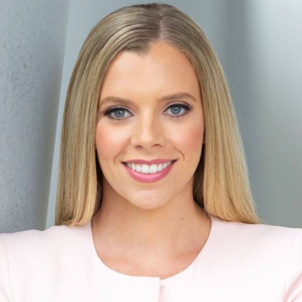 Amanda Demanda, Esq.