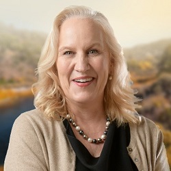 Randi McGinn