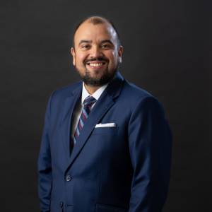 Robert Tellez