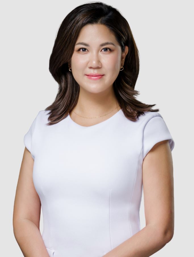 Joan Suh