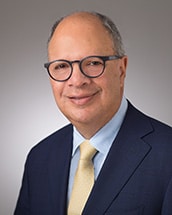 Dennis Reich